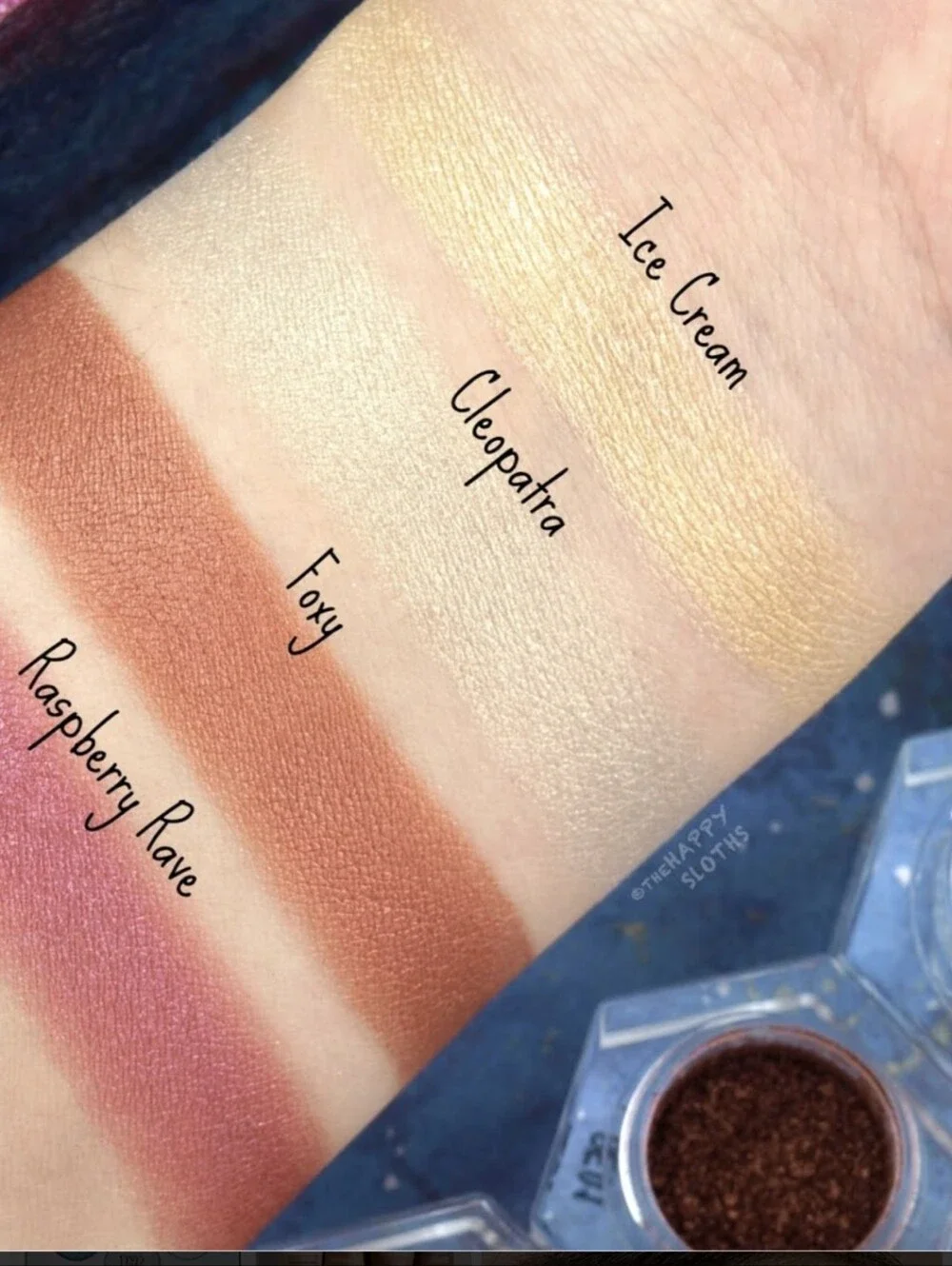 🧚‍♀️CLEOPATRA Fenty Beauty DISCONTINUED Metallic Eye Powder NWOBox